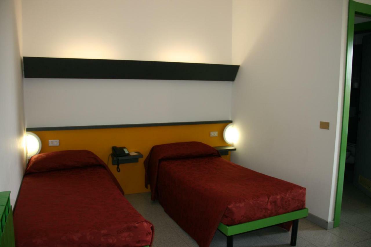 Albergo Nardini Lentate sul Seveso Dış mekan fotoğraf